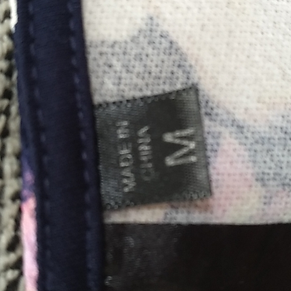 Trixxi Purple Floral Dress. Size Medium - Picture 8 of 11